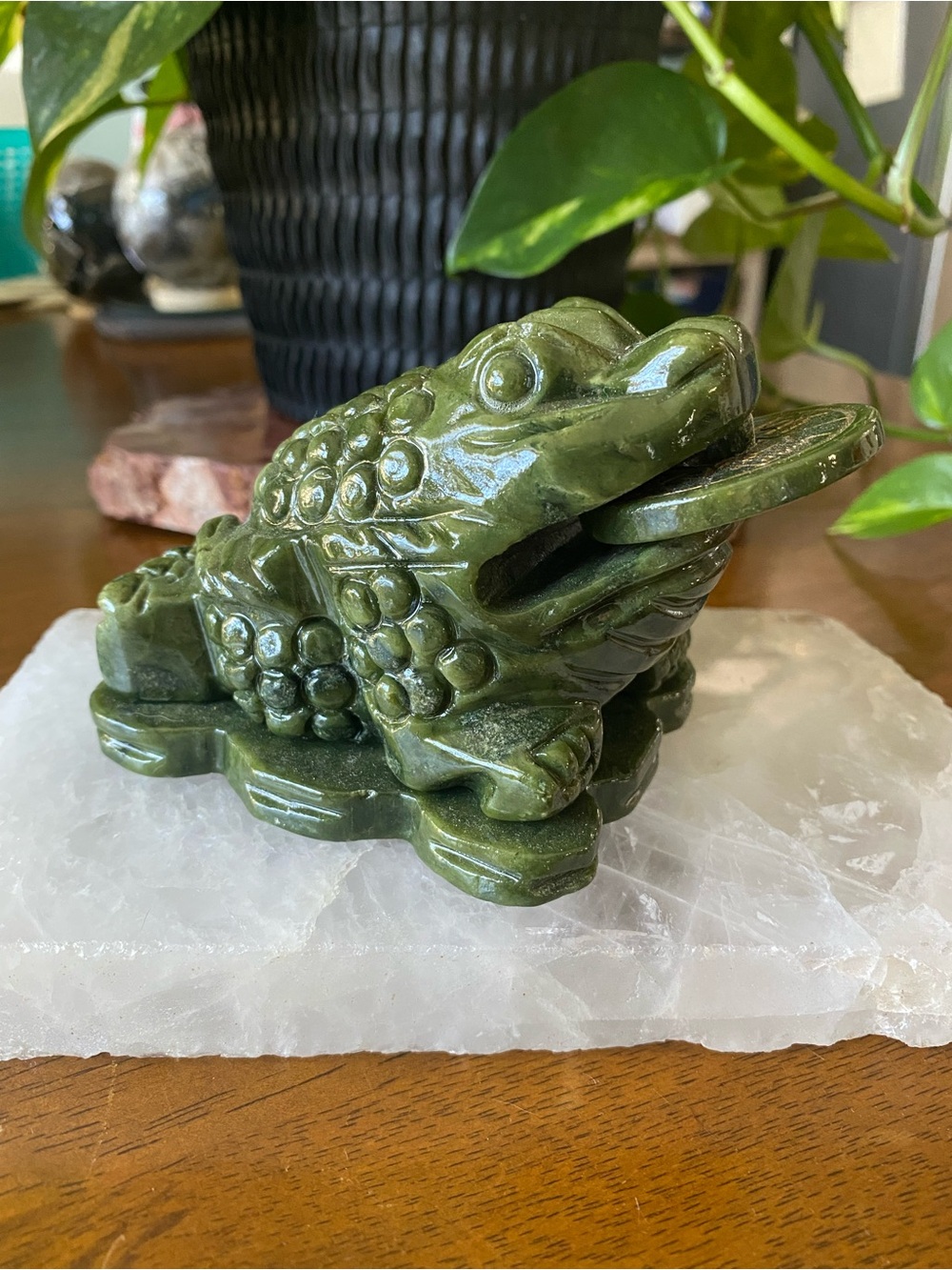 🐸 Spinning Green Jade Money Toad (Three-Legged Frog) with Lucky Coin 🪙